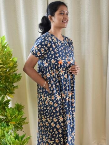 Blue daisy (puff sleeves)